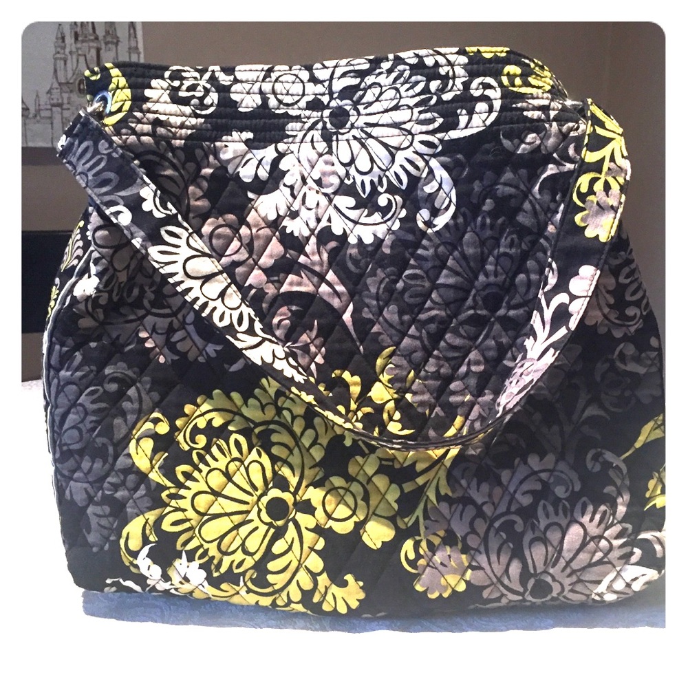 Baroque Vera Bradley Shoulder Bag ✨